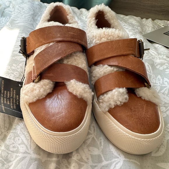 Frye Shoes - NEW! FRYE GIA MOTO LOW SHEARLING SNEAKERS